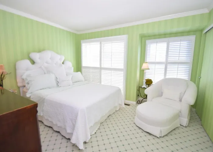 Holiday home Harbour Island 28d Townhouse